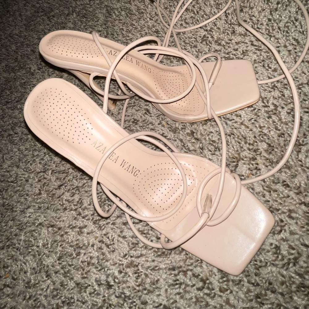 Fashion nova heels